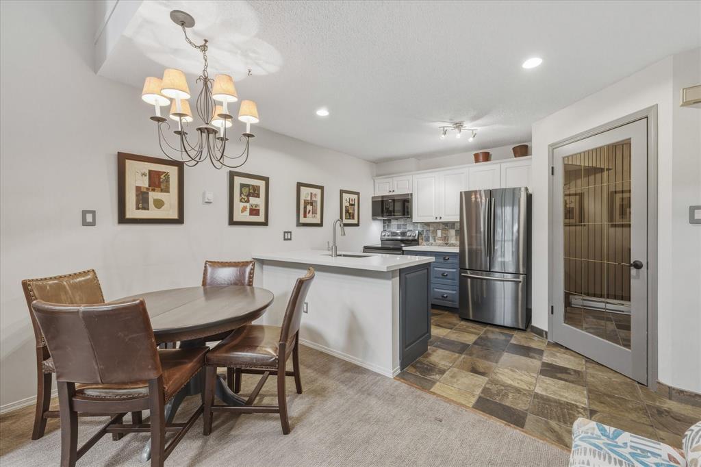 #9 – 4510 Blackcomb Way