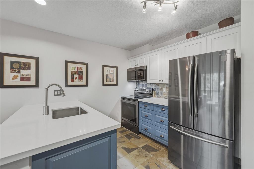 #9 – 4510 Blackcomb Way