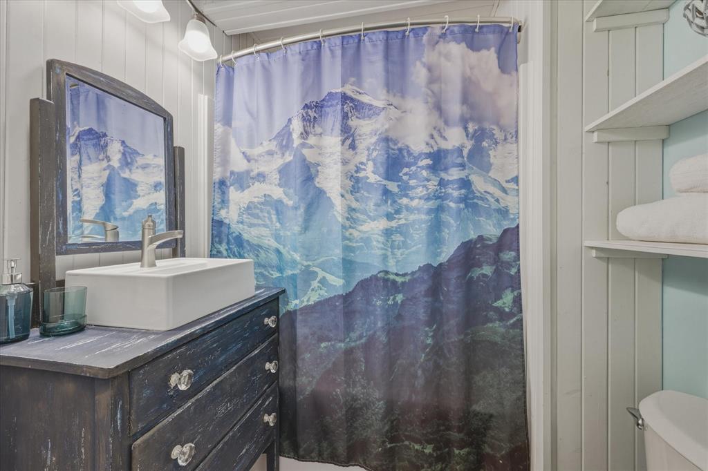 #3 – 2231 Sapporo Drive