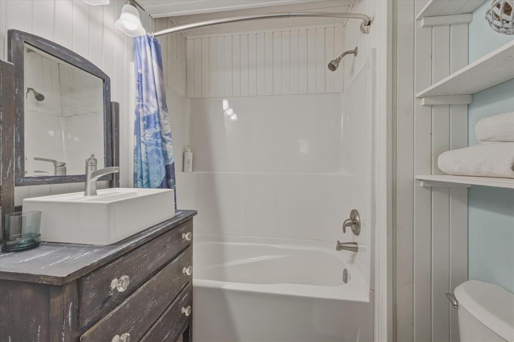 #3 – 2231 Sapporo Drive