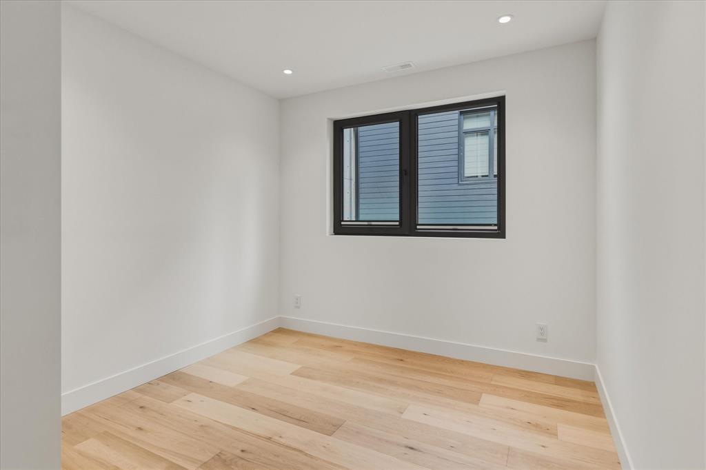 1702 River Run Place