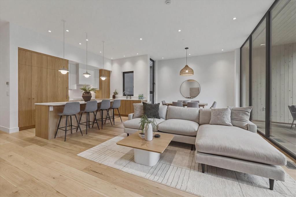 1702 River Run Place