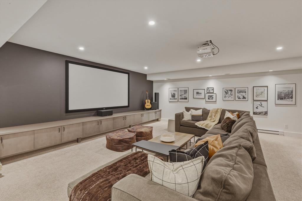 8206 Mountain View Drive