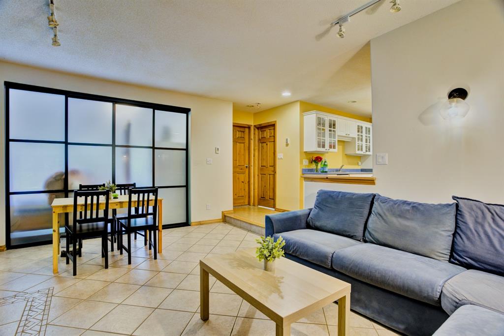 #H205 – 1400 Alta Lake Road