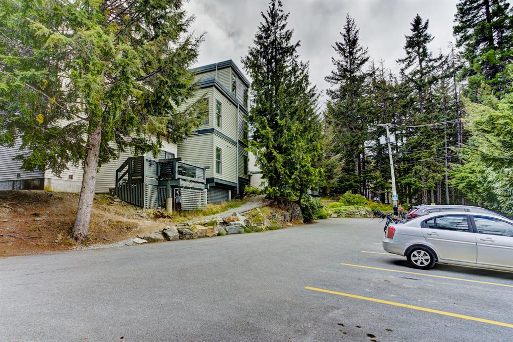 #H205 – 1400 Alta Lake Road