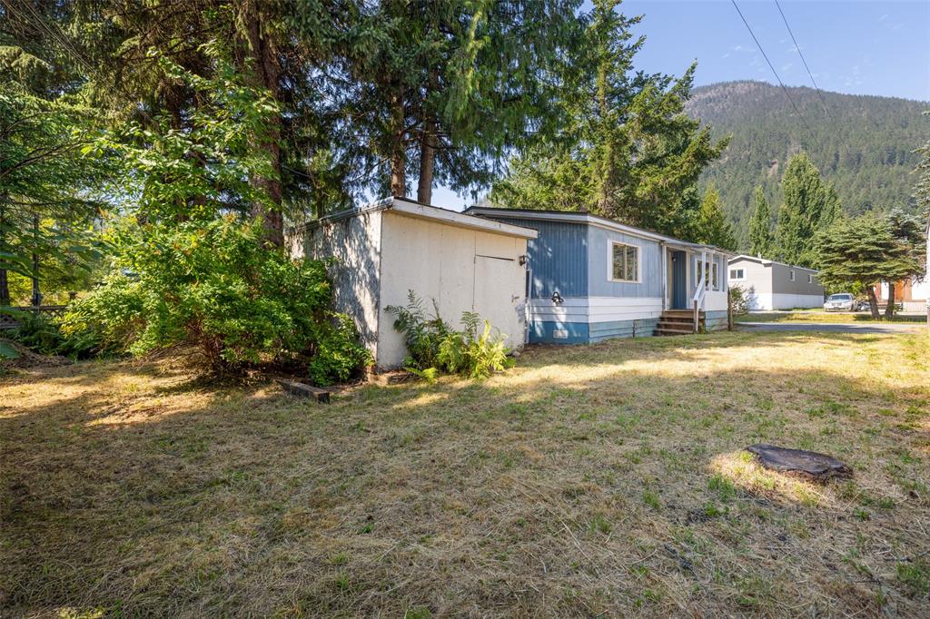 #18 – 7370 Highway 99