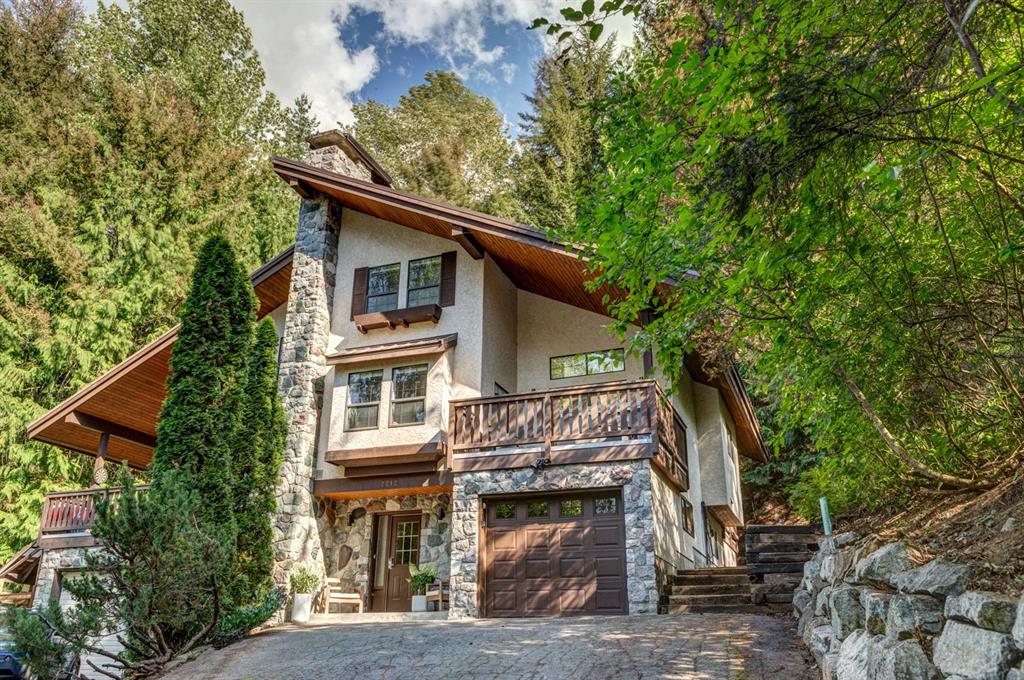 2212 Gondola Way