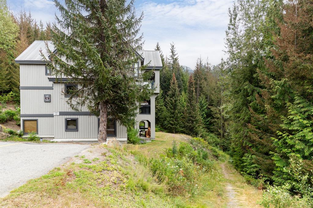 2544 Snowridge Circle