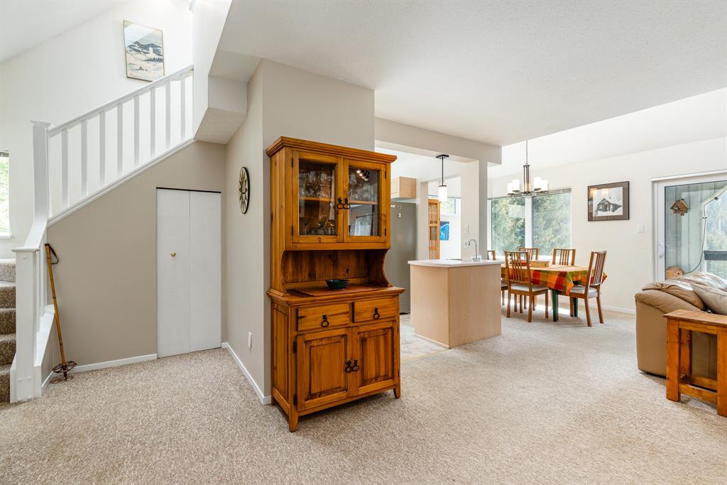 2544 Snowridge Circle