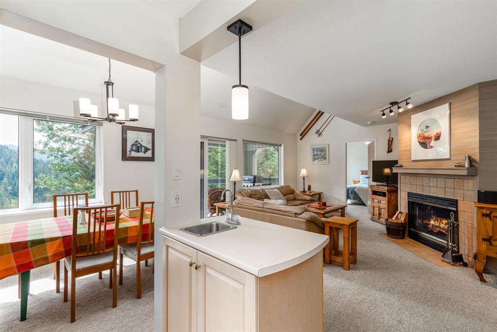 2544 Snowridge Circle