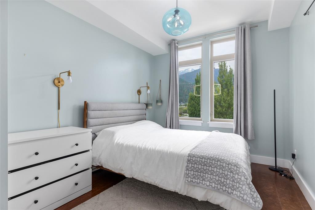 #205 – 7330 Arbutus Street
