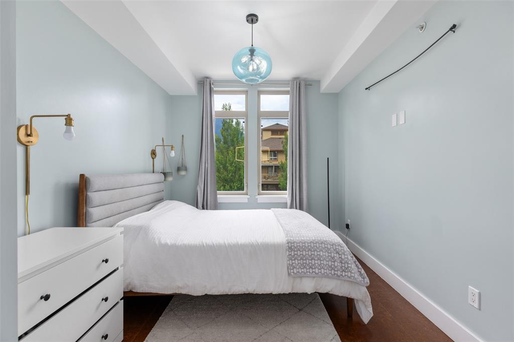 #205 – 7330 Arbutus Street
