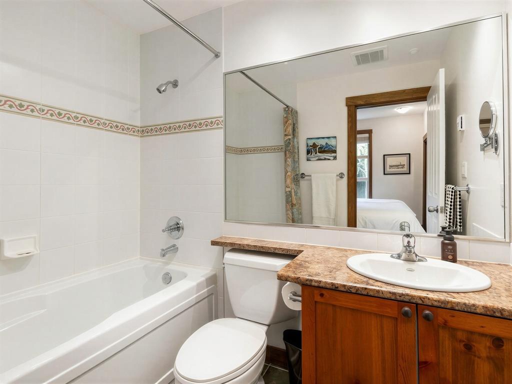 #225 – 4660 Blackcomb Way