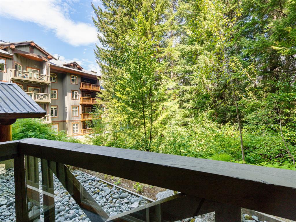 #225 – 4660 Blackcomb Way