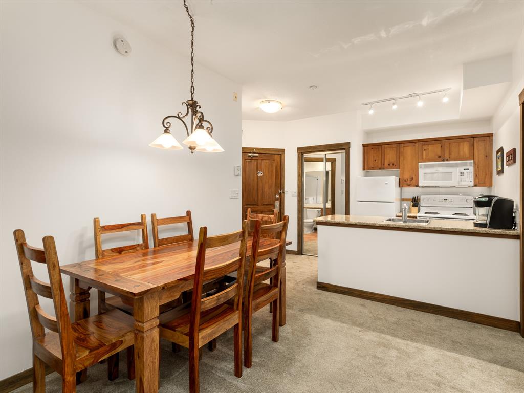 #225 – 4660 Blackcomb Way