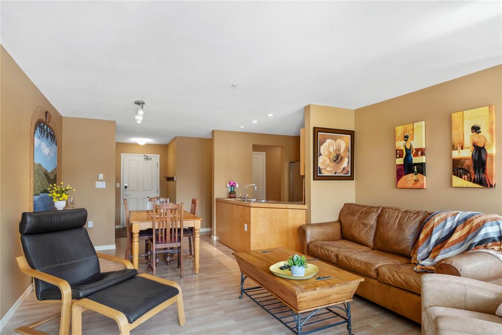 #209 – 8080 Nicklaus North Boulevard