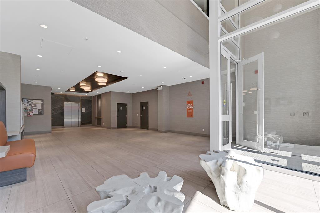 #616 – 38033 Second Avenue
