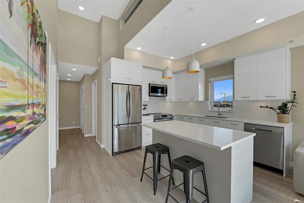 #616 – 38033 Second Avenue