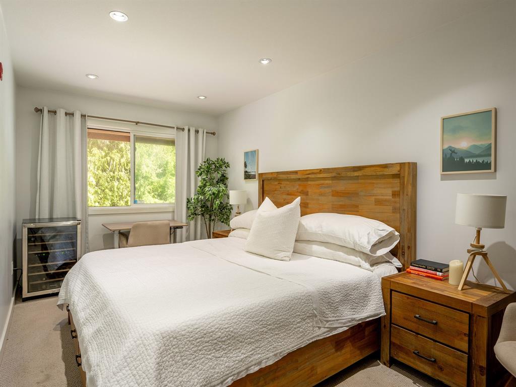 #2 – 8100 Alpine Way