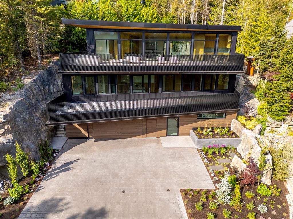 3452 Blueberry Drive