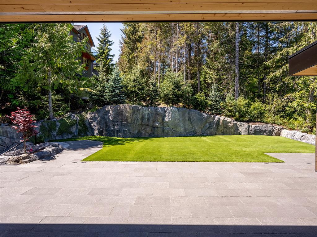 3452 Blueberry Drive
