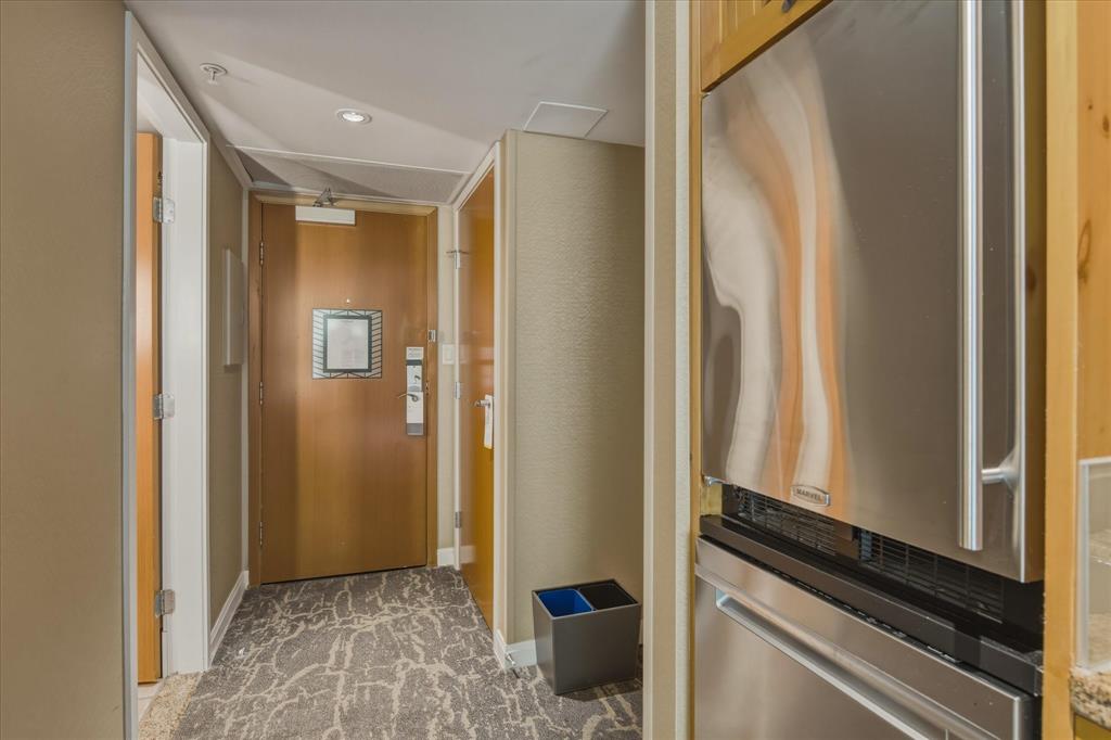 #871/872 – 4090 Whsitler Way