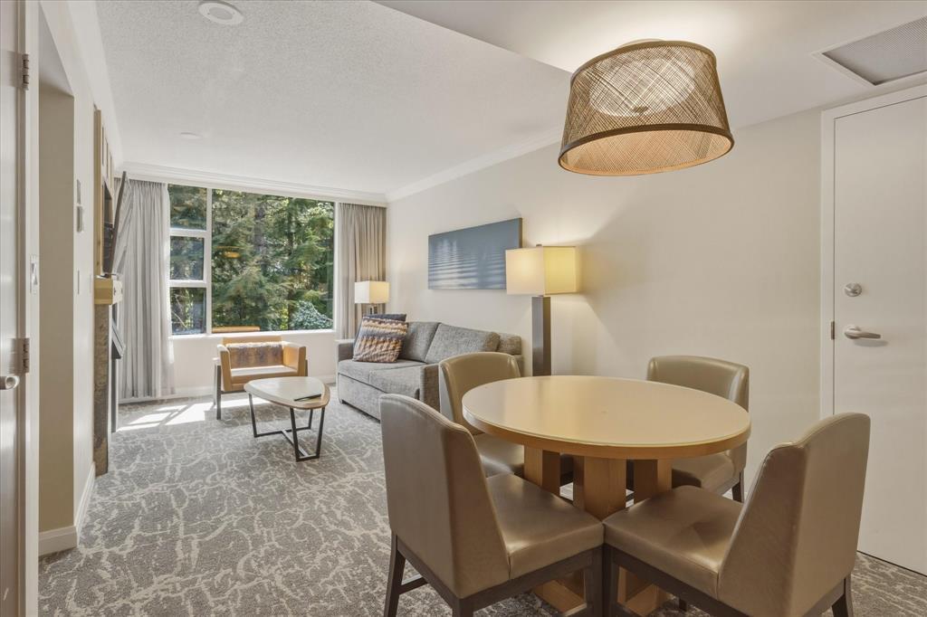 #871/872 – 4090 Whsitler Way