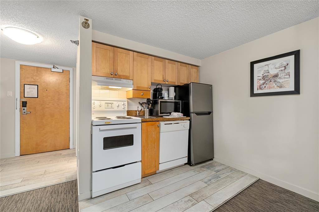 #360 – 4429 Sundial Place