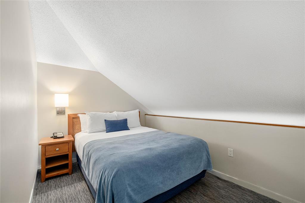 #360 – 4429 Sundial Place