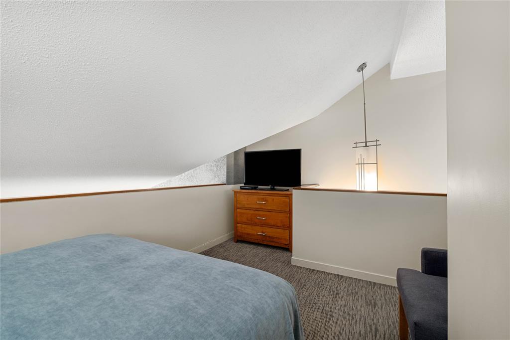 #360 – 4429 Sundial Place