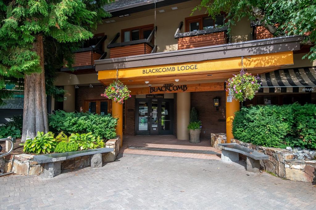 #216 – 4220 Gateway Drive