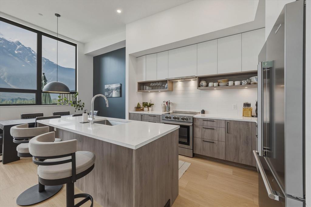 #26 – 4000 Sunstone Way