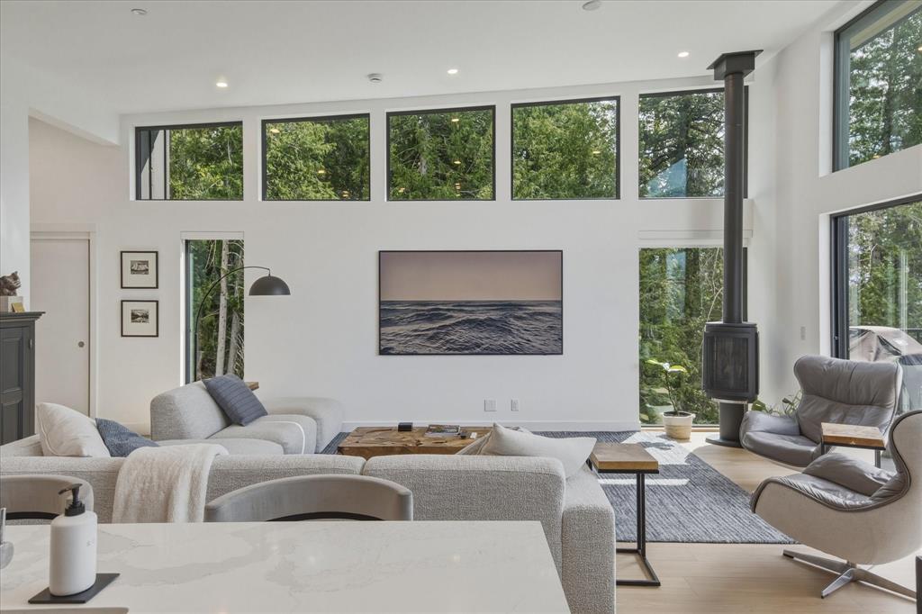 #26 – 4000 Sunstone Way