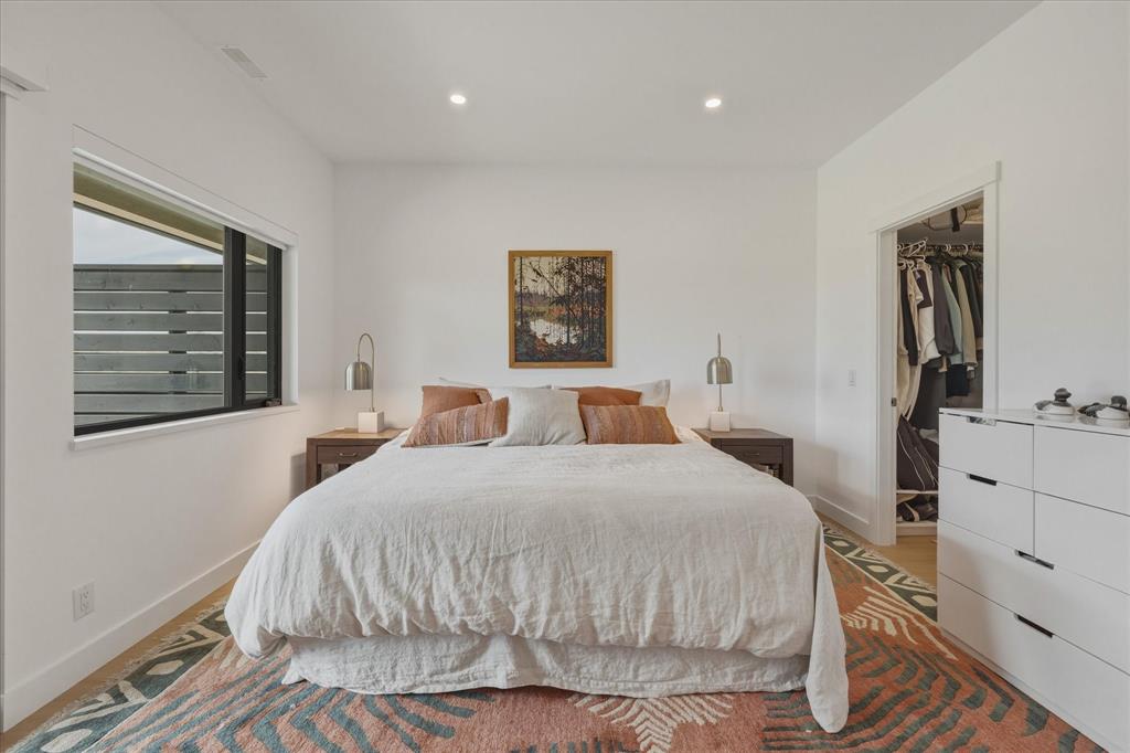 #26 – 4000 Sunstone Way