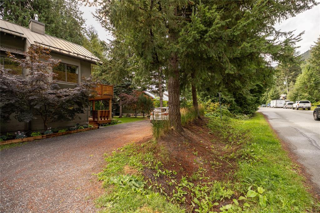 8133 Cedar Springs Road