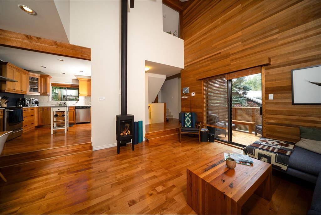 8133 Cedar Springs Road