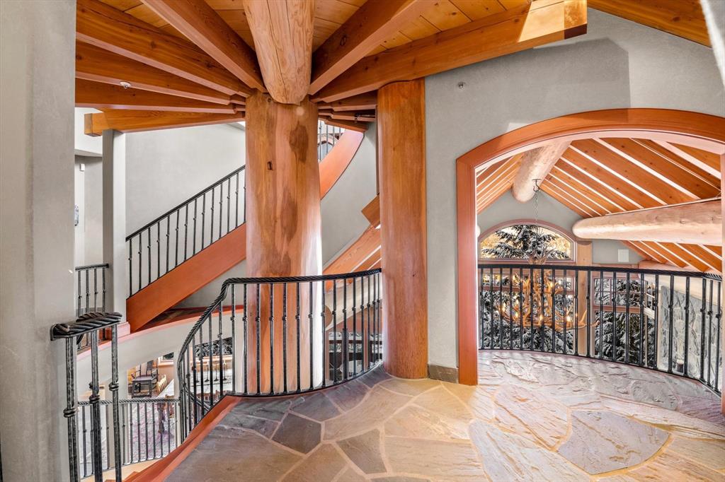 3820 Sunridge Drive