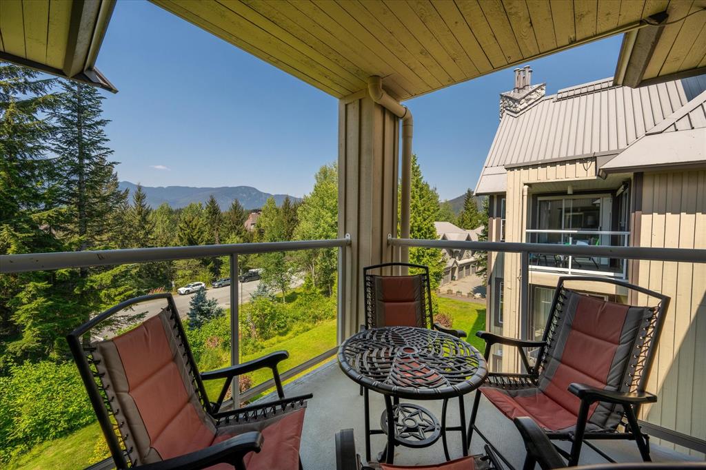 #302 – 4749 Spearhead Drive