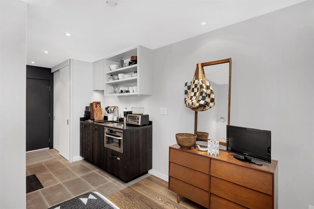 #103 – 6850 Crabapple Drive