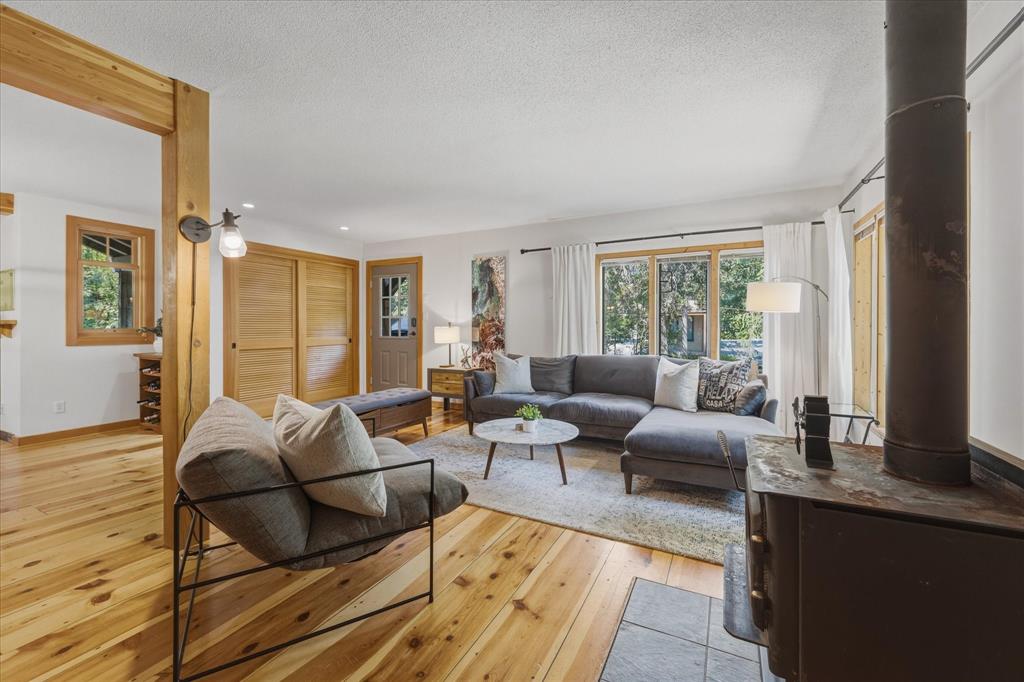 5 Garibaldi Drive
