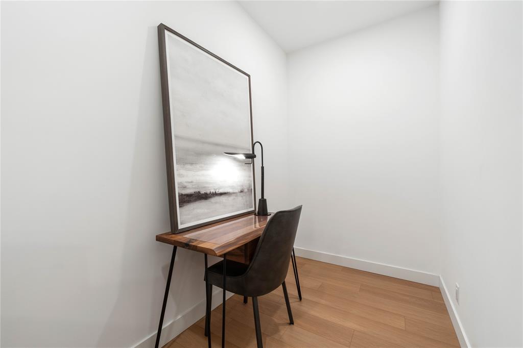 #41 – 4000 Sunstone Way
