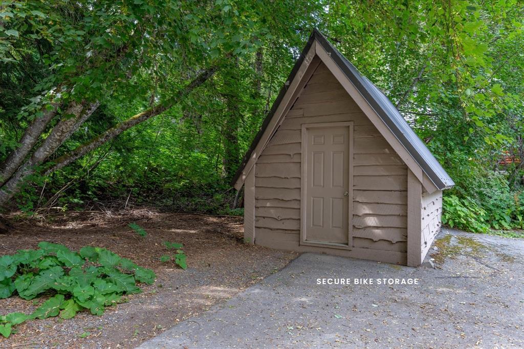 #9 – 8138 Cedar Springs Road