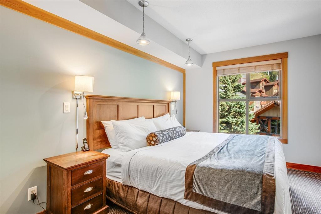 #403D – 2036 London Lane