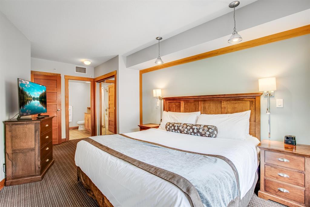 #403D – 2036 London Lane