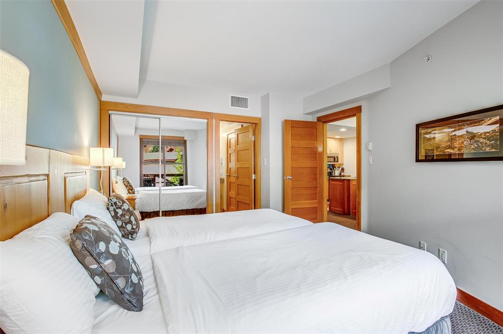 #403D – 2036 London Lane