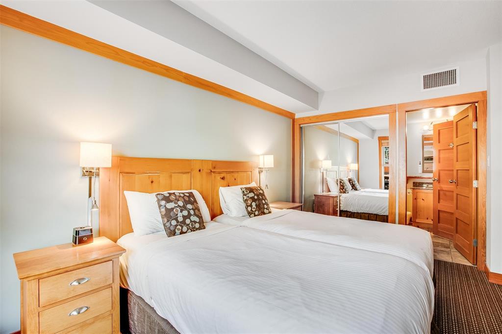 #403D – 2036 London Lane