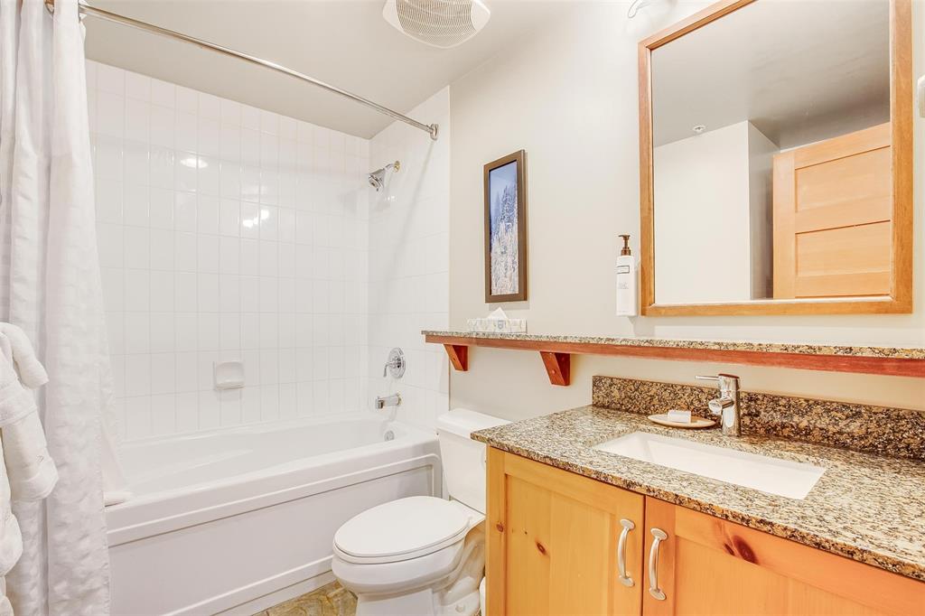 #403D – 2036 London Lane