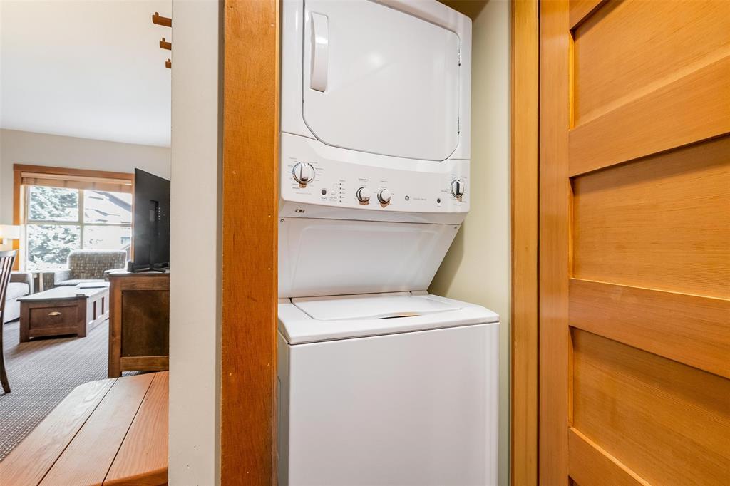 #403D – 2036 London Lane
