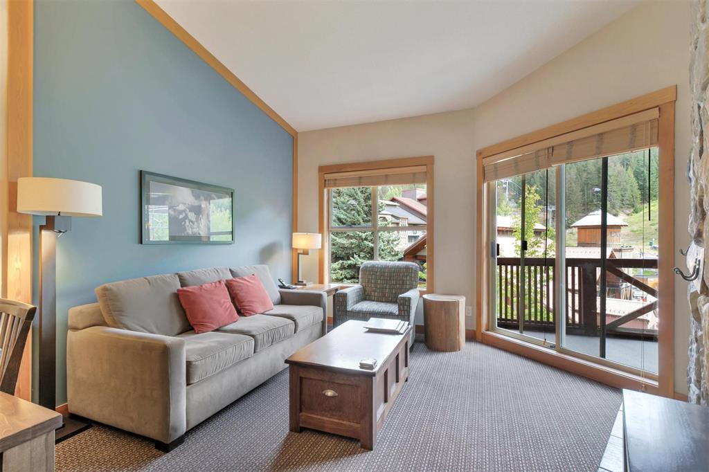 #403D – 2036 London Lane