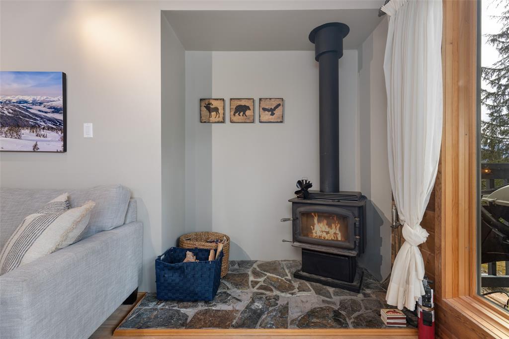 #5 – 2200 Eva Lake Road